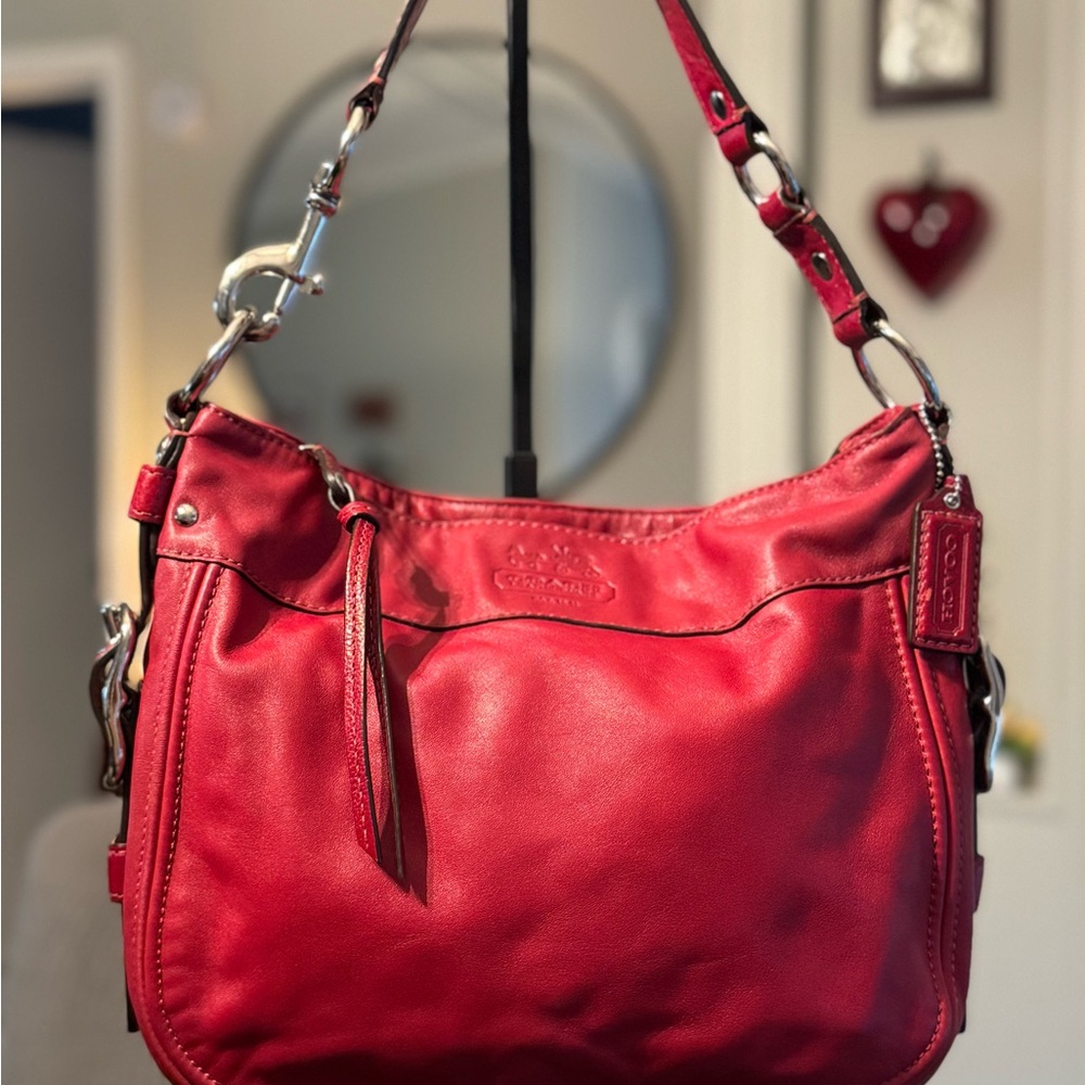 Coach Red Leather Zoe Hobo shoulder bag - Picture 2 of 12
